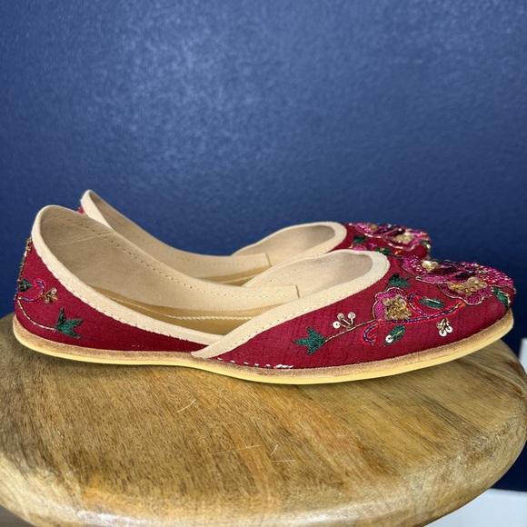 Fuchsia "Marigold" Burgundy Embellished Flats, NIB, Size 10 WIDE - Picture 5 of 7